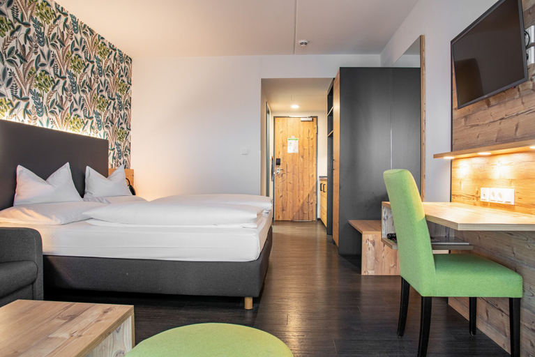 Bedroom 2, Alb Inn – Hotel & Apartments, Alb-Donau-Kreis