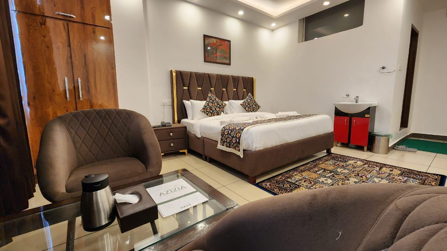 Others 4, Azizia Inn, Srinagar
