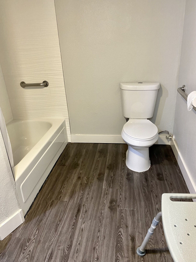 Bathroom 4, Prodigy Hotel, a Days Inn by Wyndham, Yolo