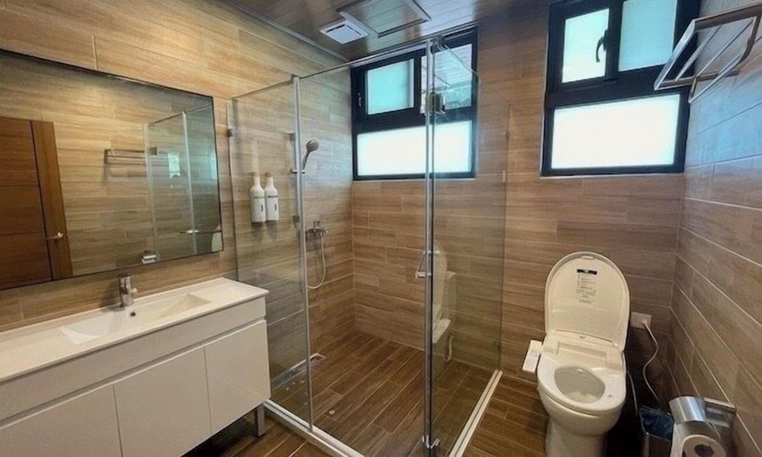 Bathroom 3, Yi-Ching Winery Guesthouse, Nantou