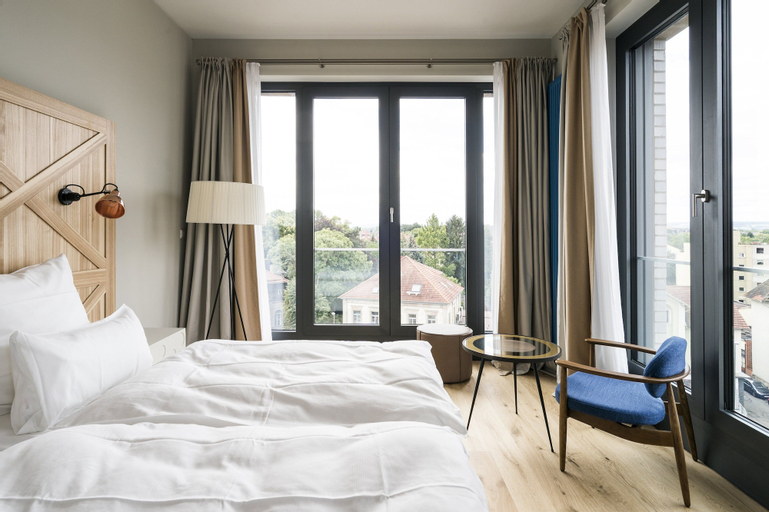 Bedroom 10