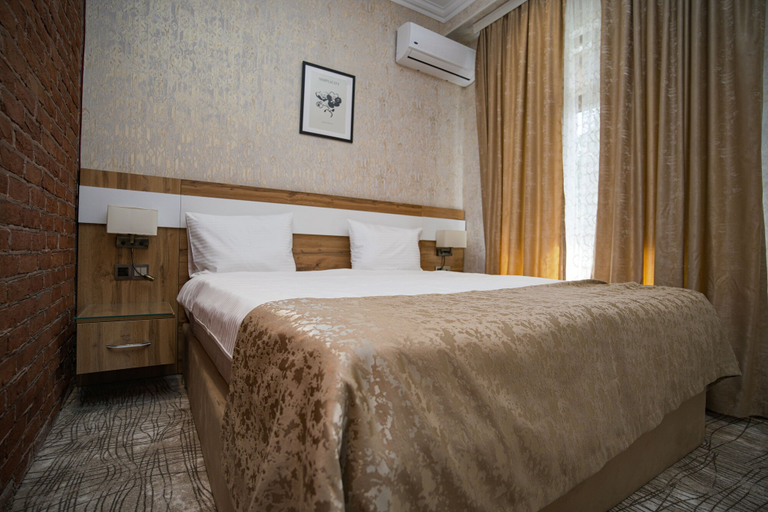 Bedroom 3, Lakeside Hotel & Spa, Qəbələ