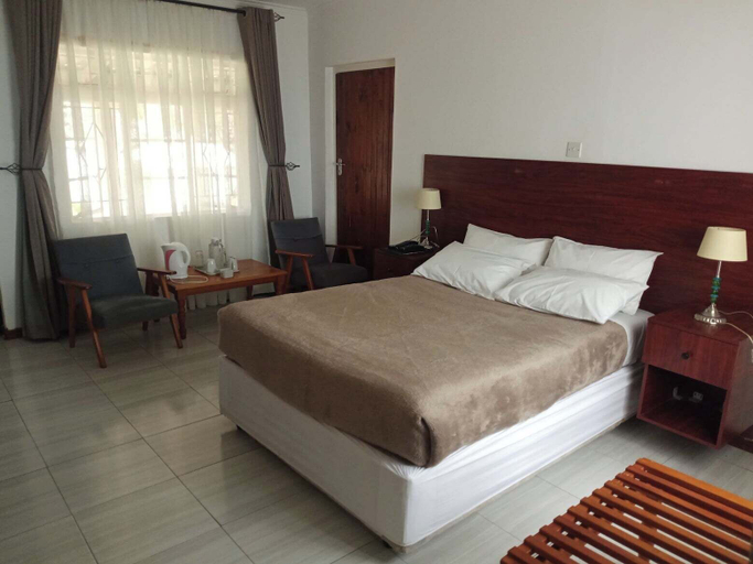 Bedroom 3, The Village Inn Hotel, Nyanga