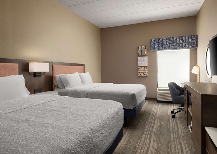 Bedroom 3, Hampton Inn Troy, Troy