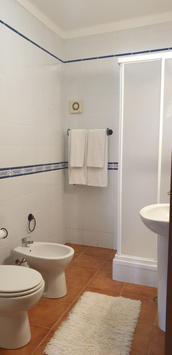 Bathroom 3, Quinta das Origens, Lagos