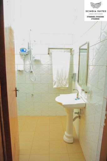 Bathroom, Scindia Suites, Jinja