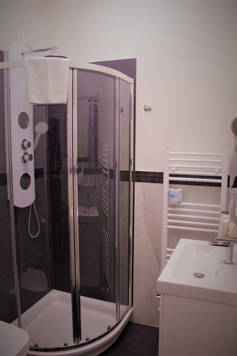 Bathroom 4, Villa Pigalle, Vicenza