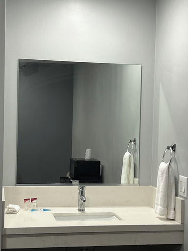 Bathroom 3, Sunshine Motel, Los Angeles