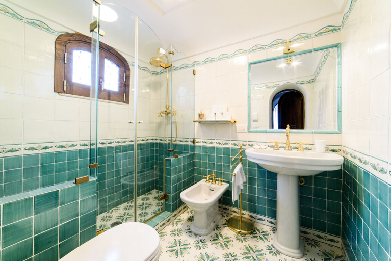 Bathroom 3, Estate4home - Villa Elsa, Salerno