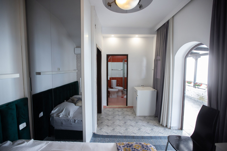 Bedroom 3, Vila Sanremo, Tiranës