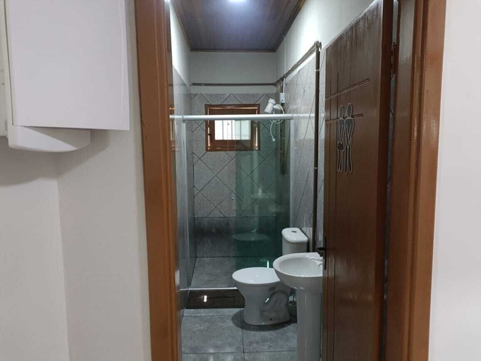 Bathroom, Pousada Paraiso, Cotegipe