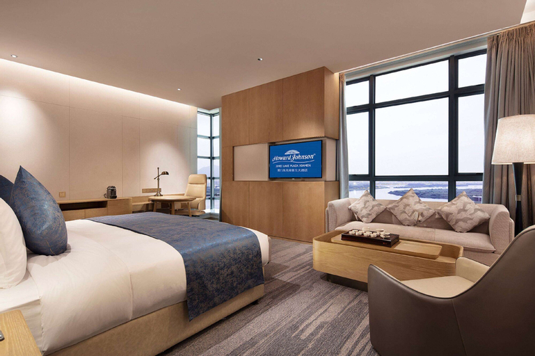Bedroom 4, Howard Johnson by Wyndham Jimei Lake Plaza Xiamen, Xiamen