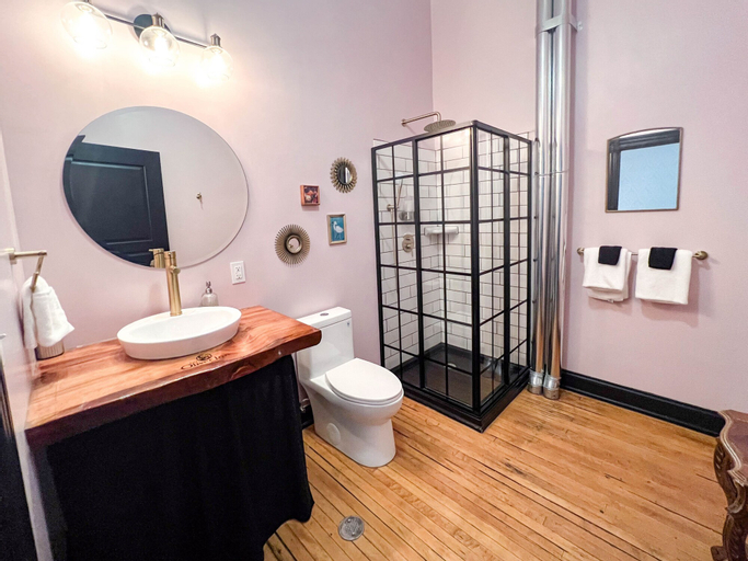 Bathroom 4