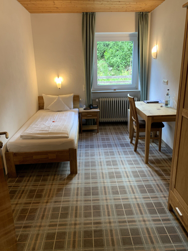 Bedroom 4, Alpenhotel Sonneck, Oberallgäu