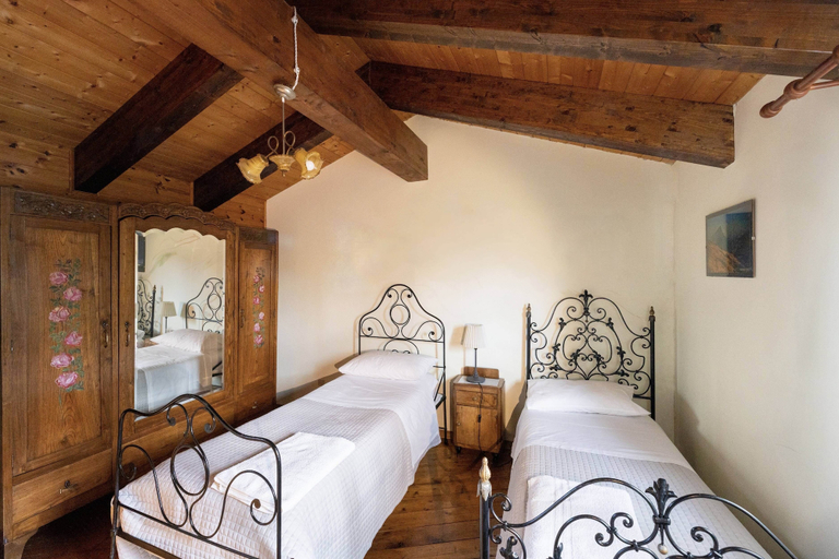 Bedroom 3, Palazzo Previtera, Catania