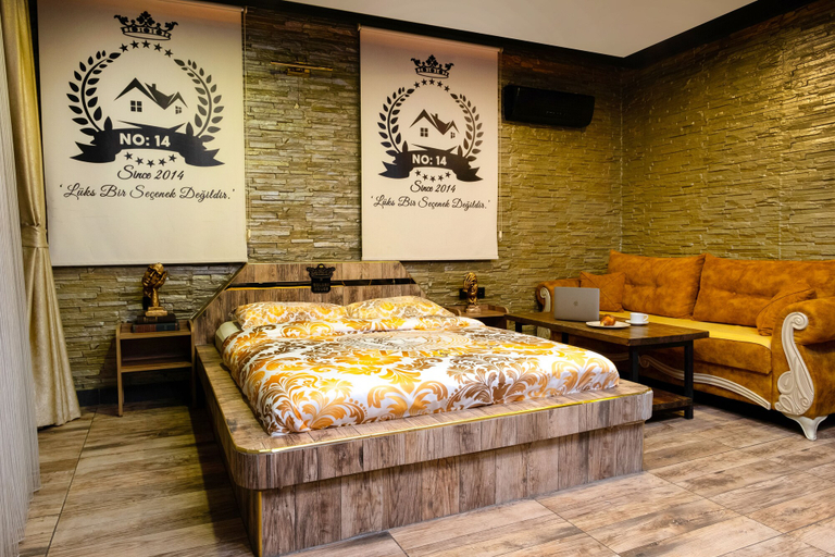 Room 5, GOLDEN ROCK HOUSE, Mamak