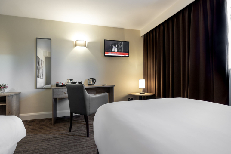 Bedroom 2, The Stones Hotel, Wiltshire