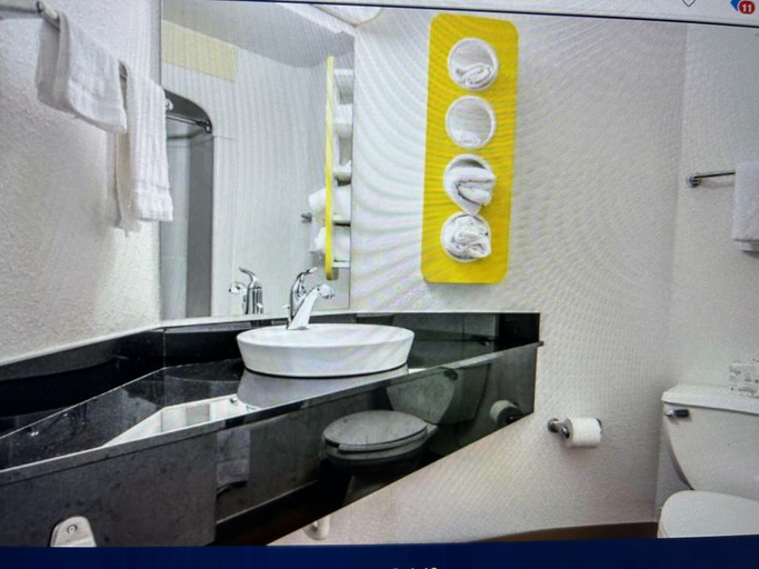 Bathroom 5, Motel 6 Columbia, SC - Fort Jackson Area, Richland