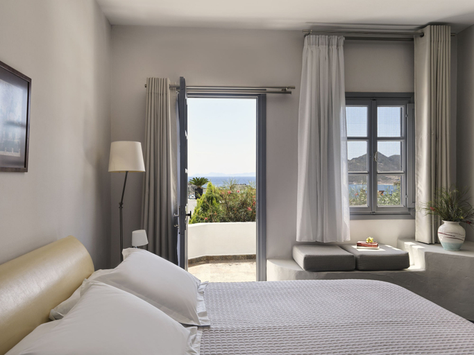 Bedroom 3, PETRA HOTEL, South Aegean