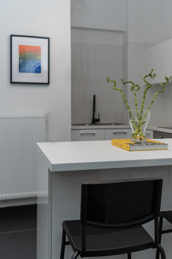 Others 5, Executive Apartment in Kolonaki, Attica