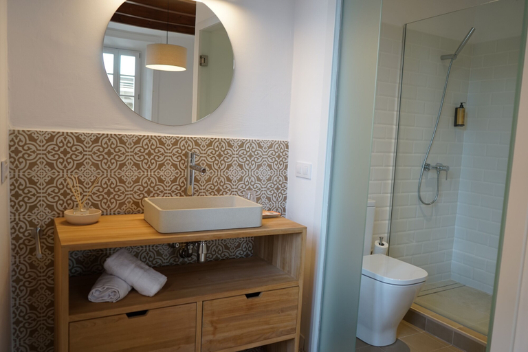Bathroom 3, Es Mirador Hotel, Baleares