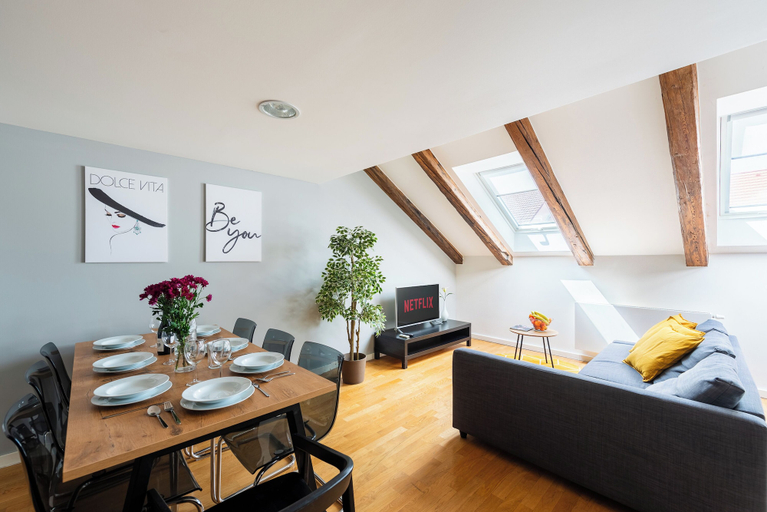 Others 4, Modern 3 bedrooms apartment with AC, Praha 7