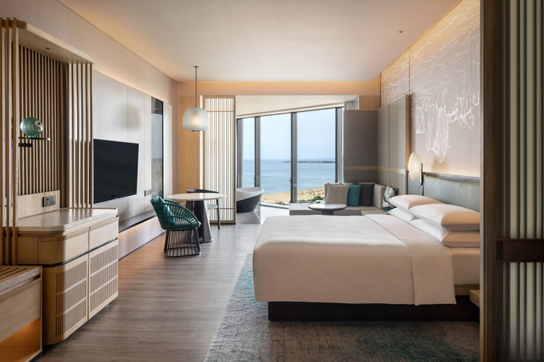 Bedroom 3, Qinhuangdao Marriott Resort, Qinhuangdao