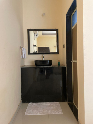 Bathroom 3, Sandcastle Beach Resort, Ratnagiri