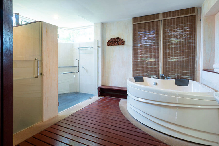 Bathroom 3