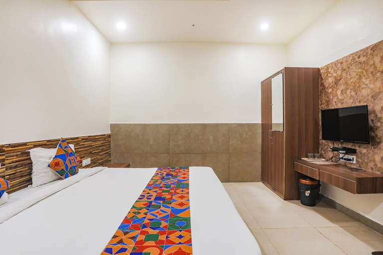 Bedroom 5, Fabexpress Jai Manglam Service Apartment, Nagpur