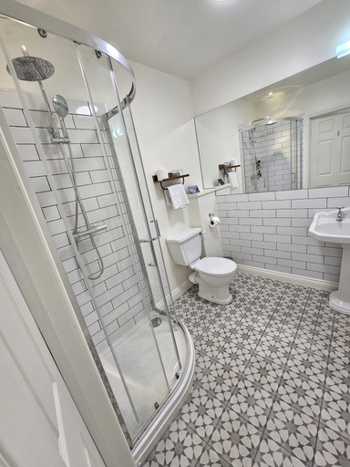 Bathroom 5, Beach House Hotel, Northumberland