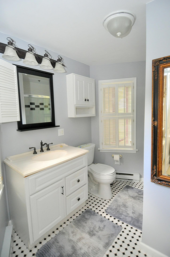 Bathroom 4, Manor at Berkeley Springs, Morgan