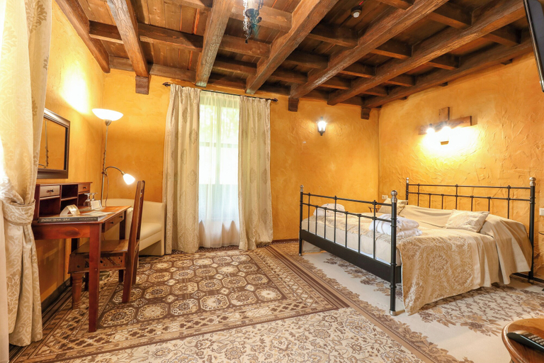 Bedroom 3, Puchner Castle Hotel, Sásdi