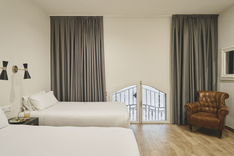 Bedroom 3, Mesón Castilla Atiram Hotel, Barcelona