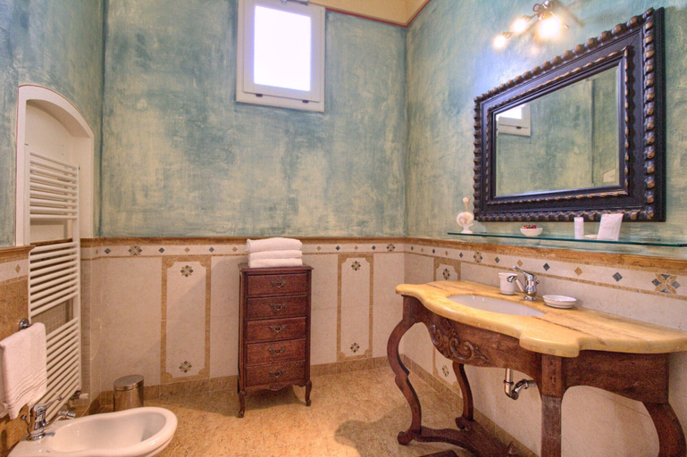 Bathroom 5, B&B A PALAZZO, Lecce