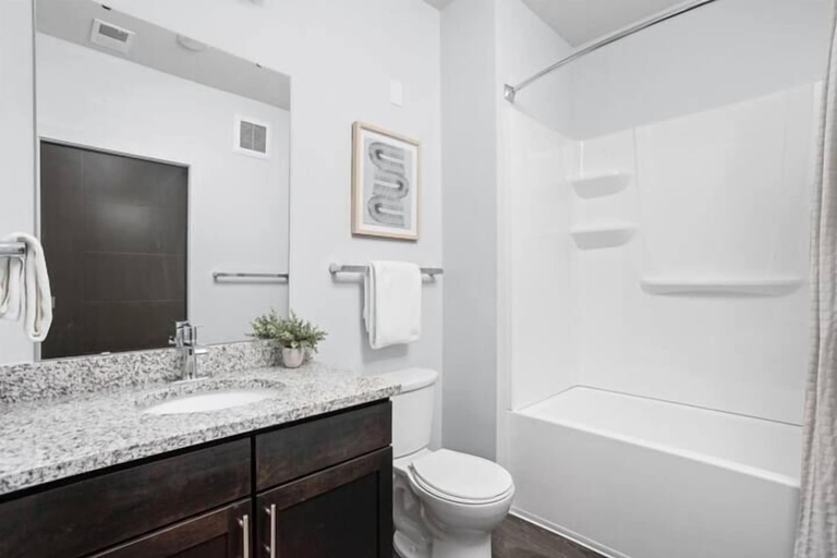 Bathroom 3, CozySuites at Notch, Marion