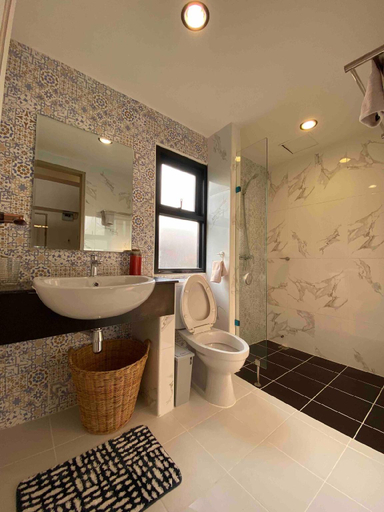 Bathroom, Cozy living house ChiangMai - Groups & Families, Muang Chiang Mai