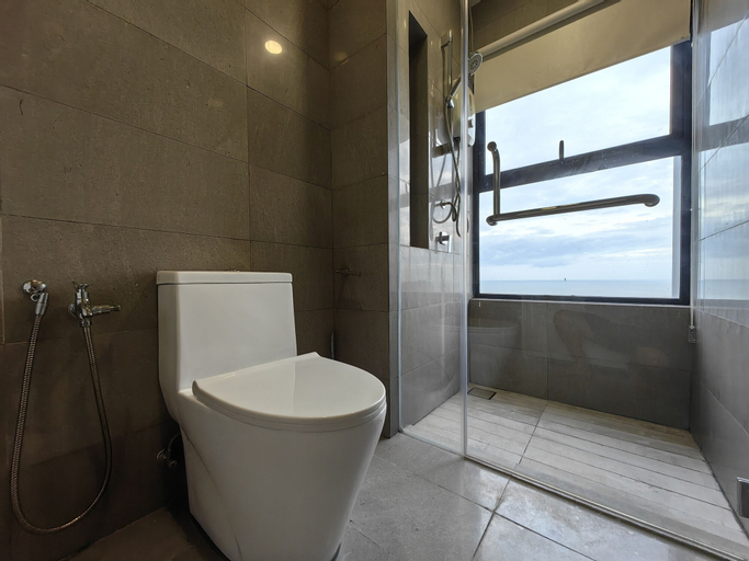 Bathroom 9