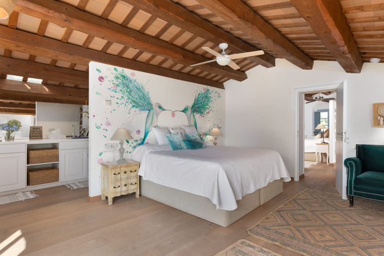 Bedroom 3, Can Font de Muntanya, Girona