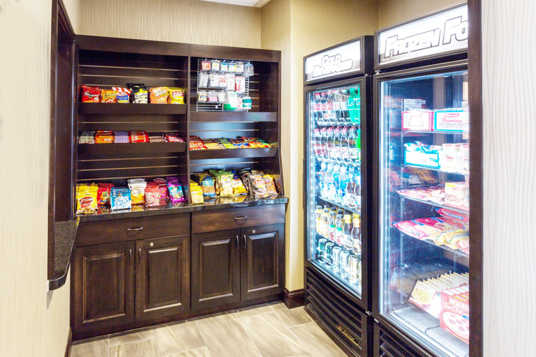 Food & Drinks 4, Holiday Inn Express & Suites BILLINGS WEST by IHG, Yellowstone