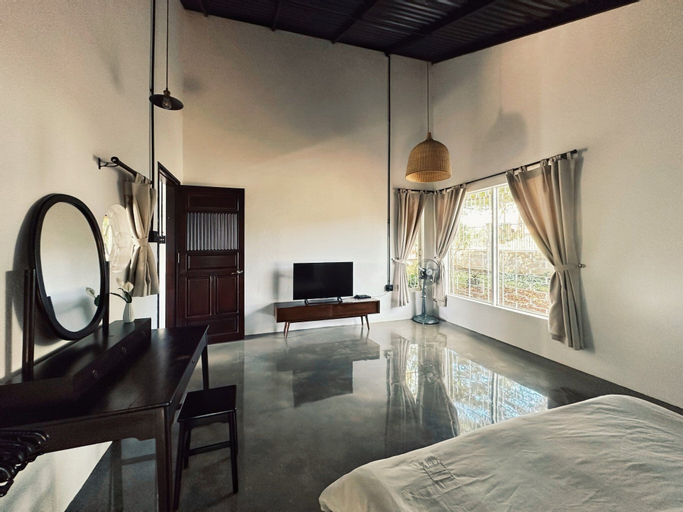 Bedroom 9