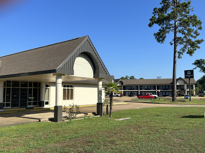 Exterior & Views 2, Oakwood Inn, Allen