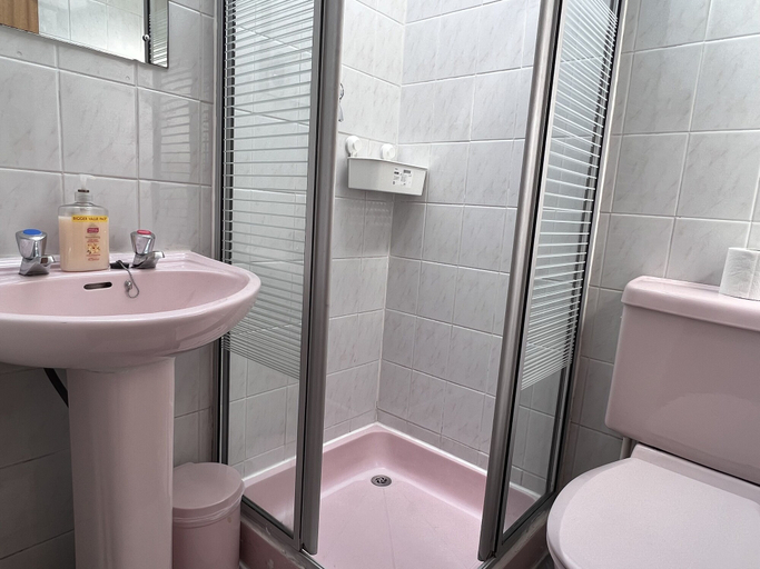 Bathroom 3, Galaxy Hotel, Blackpool
