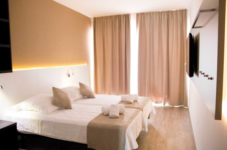 Bedroom 4, Planet Hotels One Adults Only +16, Baleares