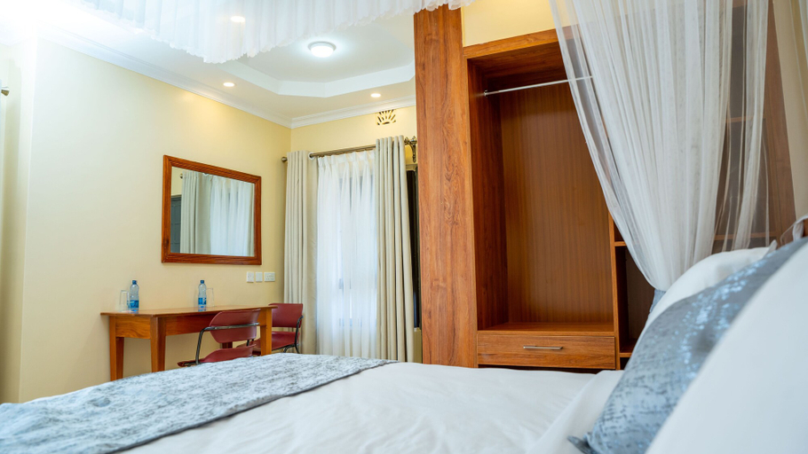 Bedroom 2, Wadi Gardens and Resort, Thika Town
