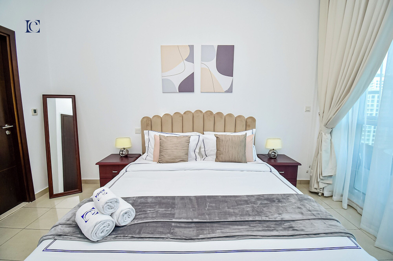 Room 4, MRNE - Spacious furnished apartment, Dubai
