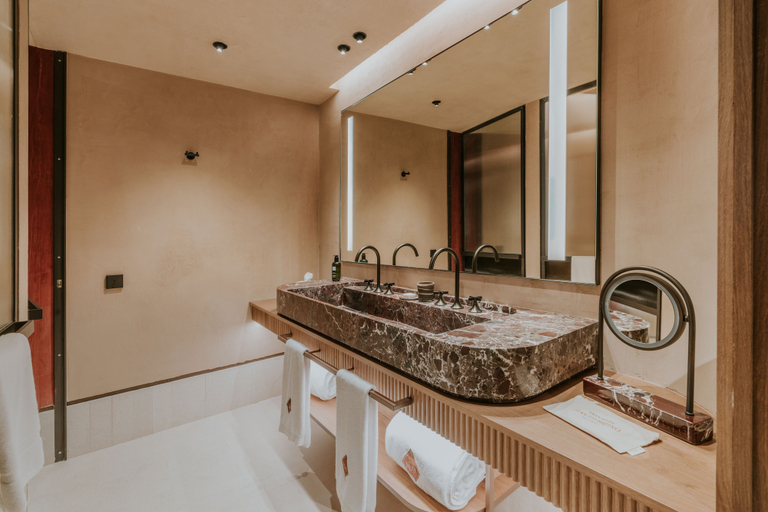 Bathroom 4, Gran Hotel Mas d' en Bruno, Tarragona