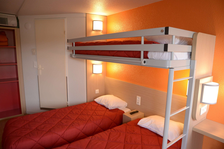 Bedroom 4, Premiere Classe SETE - Balaruc, Hérault