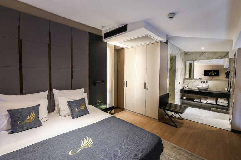 Bedroom 2, Broyt Hotel, Maltepe