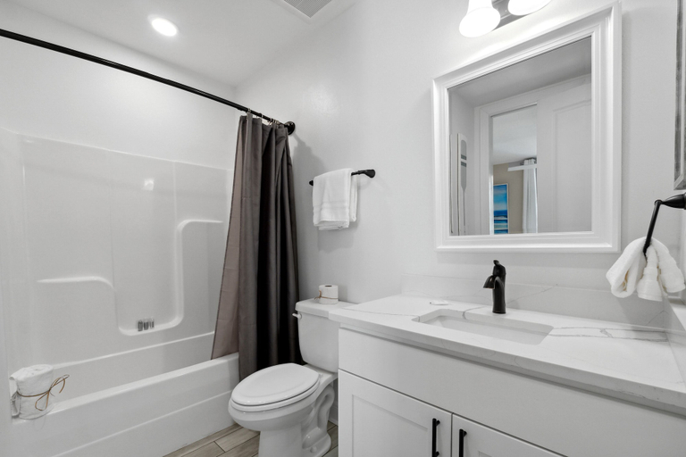 Bathroom 3, Gulf Place Residences By Panhandle Getaways, Walton